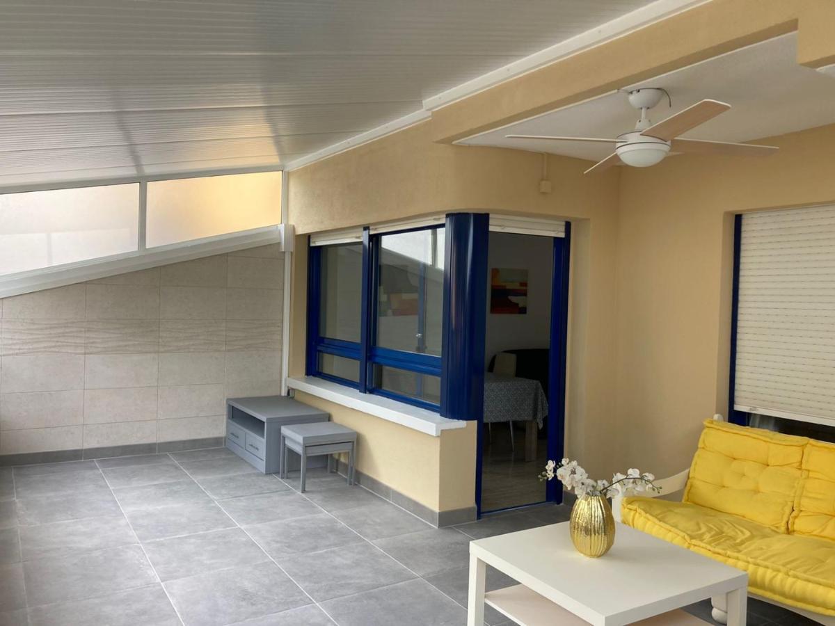 2-Bedroom And Living Room Apartment Near Campoamor Beach Exterior foto